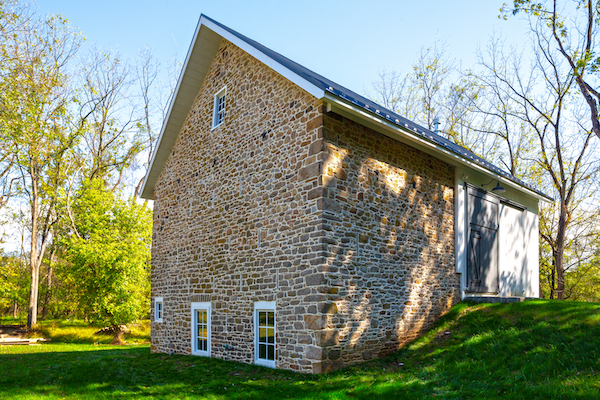 Longwood Barn